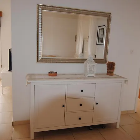 Helen City Centre Apartment Larnaca